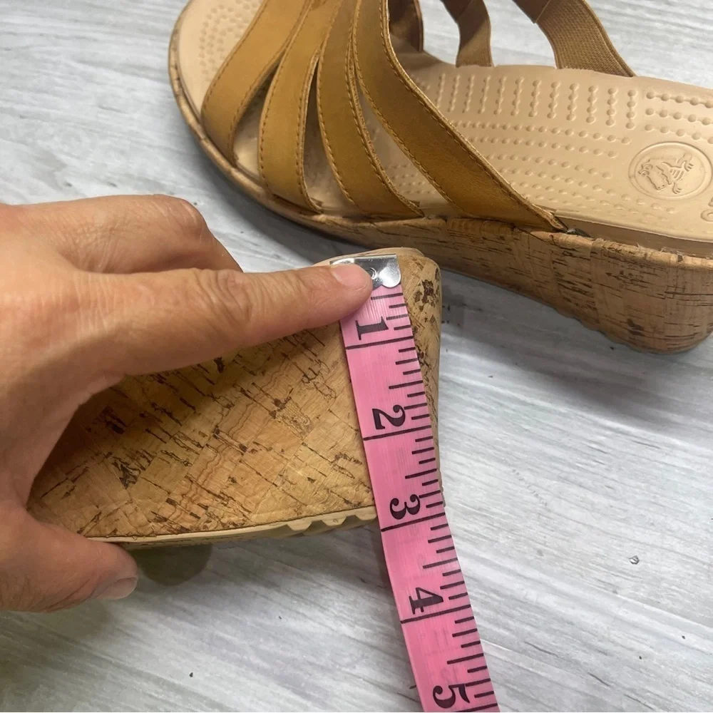 CROCS A Leigh Slip On Leather Tan Camel Brown Strappy Cork Wedge Sandals size 9